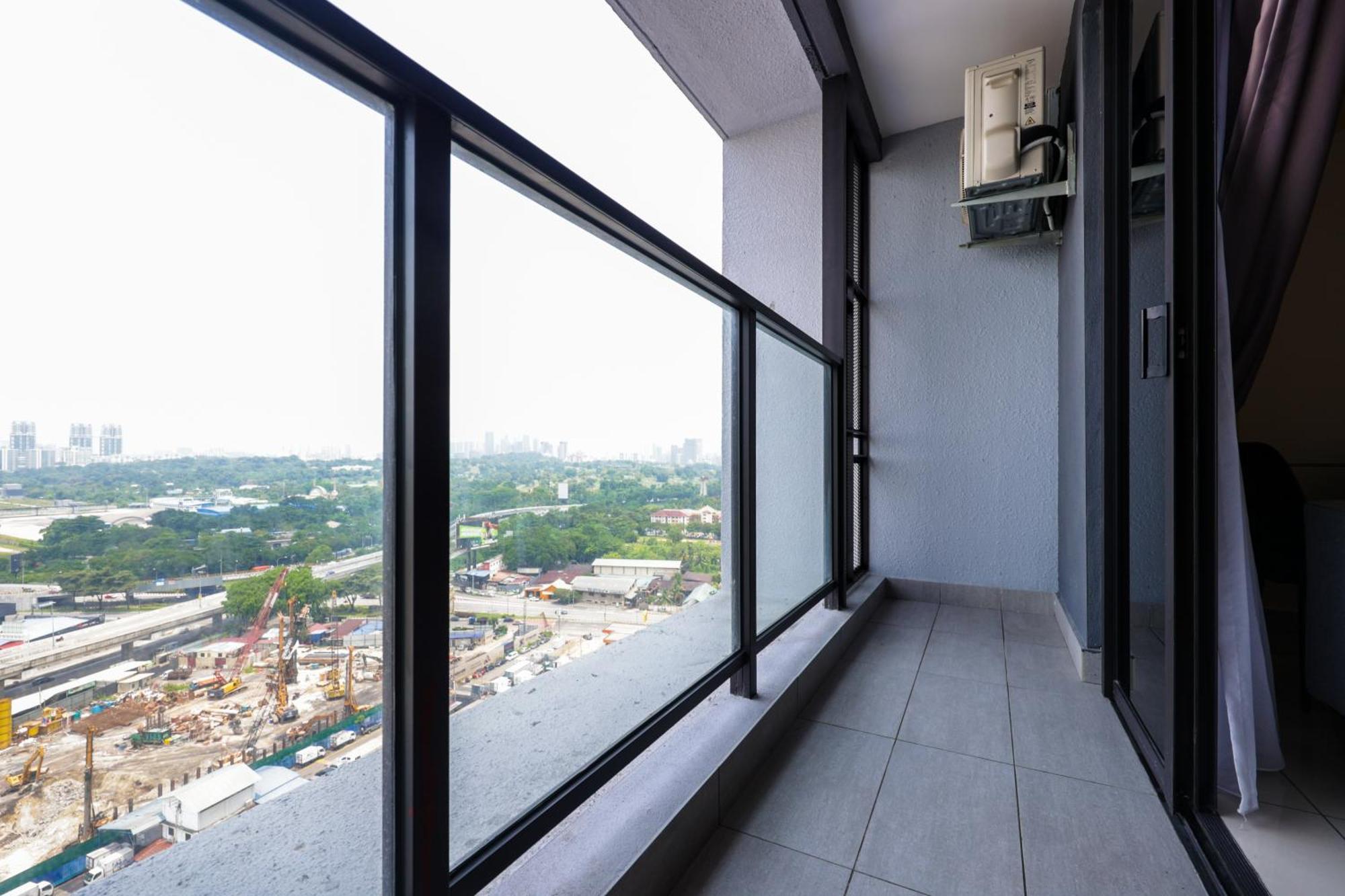 Apartemen Free Parking - Big Trion By Gomain